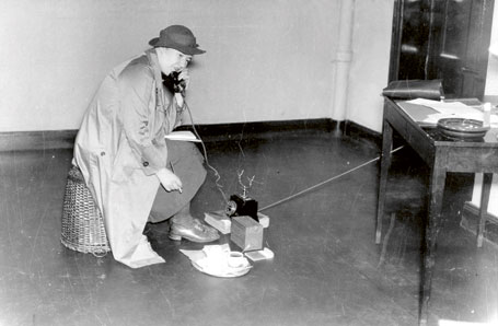Barbro Alving på jobb 1939