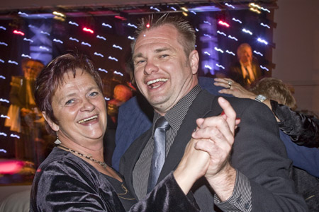 Nyvalda viceordföranden Ing-Marie Nilsson dansade med Tobias Bjerman på kongressfesten.