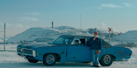 Ungdomarna i filmen Ömheten söker sin framtid. Det gör även staden där de bor – Kiruna. 