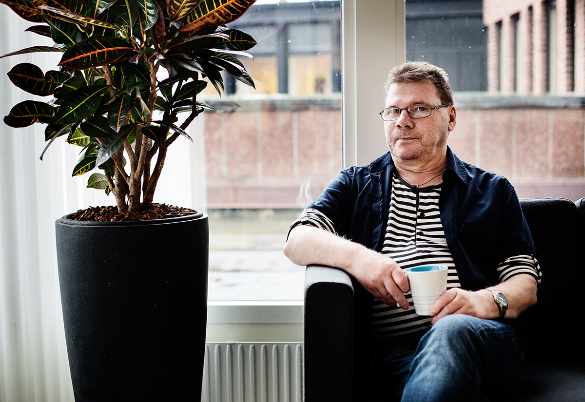 »Jag är egentligen social av mig, men när man sitter hemma utan kontakt med andra är det lätt att hamna i en ond cirkel«, säger Håkan Hägerklint, som är mycket nöjd med sin praktikplats på CSN i Lund.