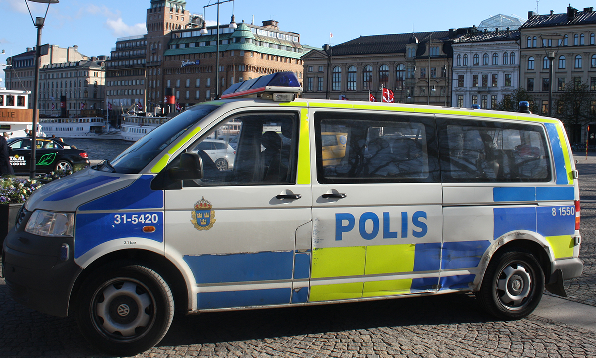 Polisens strategiska planering och omvärldsbevakning döms ut av en intern projektgrupp. Men gruppens slutsatser kritiseras av Bo Wennström, professor i rättsvetenskap.