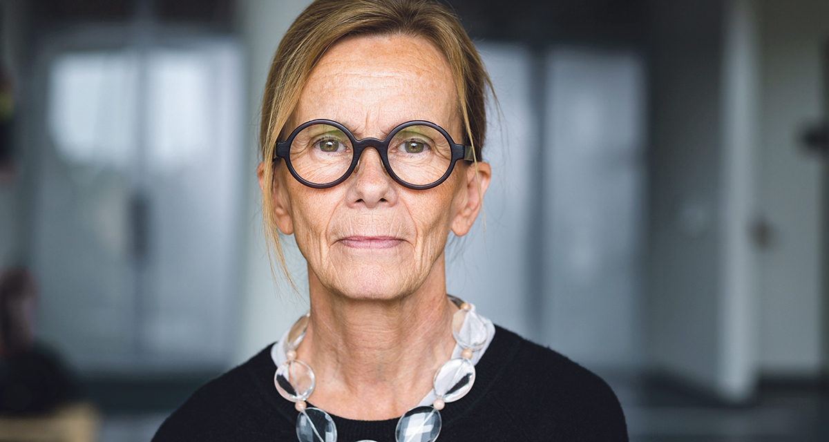 DOs chef Agneta Broberg försvarar myndighetens förändrade inriktning med mer fokus på tillsyn än på hjälp till enskilda individer: »Om vi går in och i en tillsyn påtalar att det finns risk för diskriminering så kan den arbetsgivaren vidta åtgärder«.