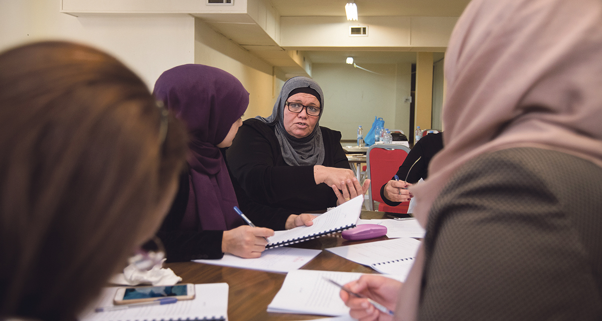 Endast ett fåtal fackförbund i staten Palestina har kvinnor i styrelsen, säger Tahani Al Jamal från Gaza. Hon är själv en av två kvinnliga ledamöter i förbundet för anställda inom offentliga tjänster.