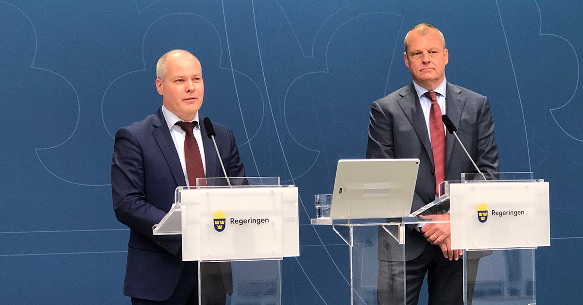Justitieminister Morgan Johansson presenterar Kriminalvårdens nya generaldirektör Martin Holmgren.