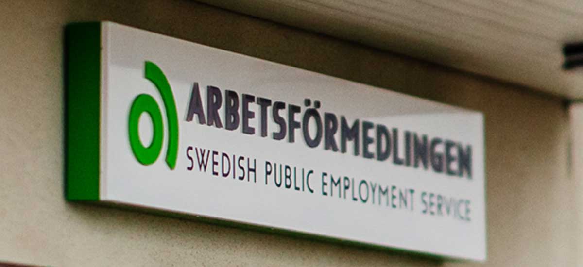 På flera områden bedömer internrevisorerna att verksamheten löper en ”kritisk risk”, vilket anges innebära en risk att lagar inte efterlevs och en risk för att Arbetsförmedlingen inte klarar sitt uppdrag.