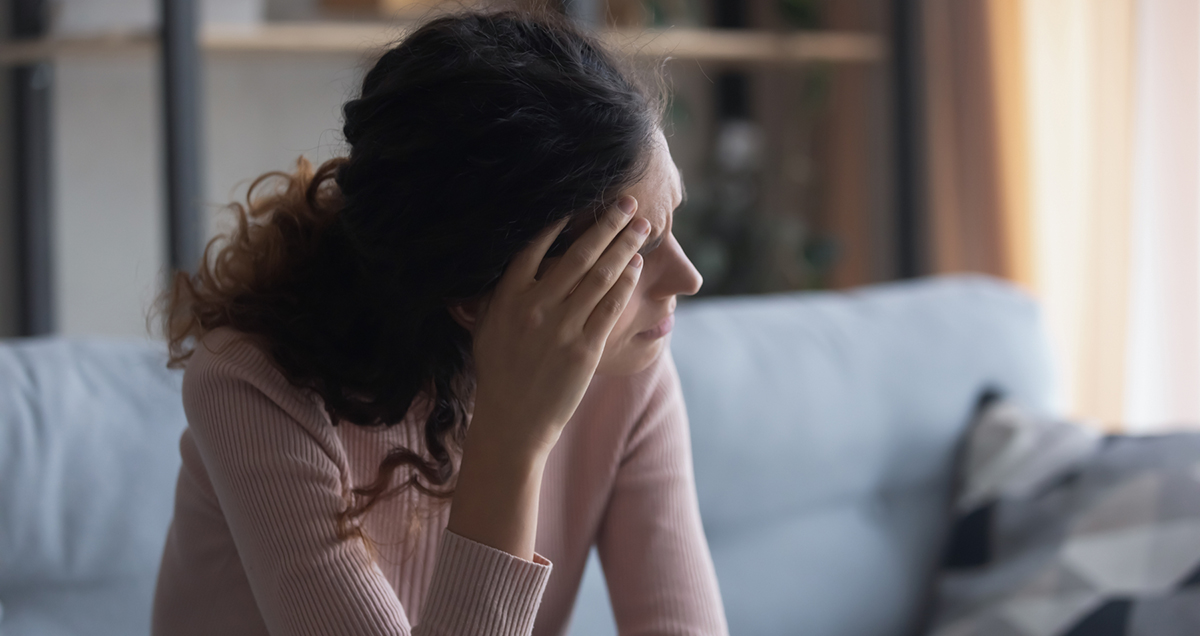 En majoritet av faktorerna som kan förklara kvinnors högre sjukfrånvaro på grund av psykisk ohälsa är arbetslivsknutna.