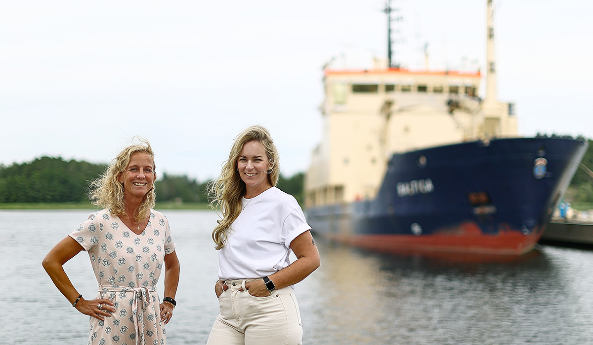 Ulrika Schleyer och Sofie Waktinger har knappt varit på sin arbetsplats under pandemin utan nästan bara jobbat hemifrån.