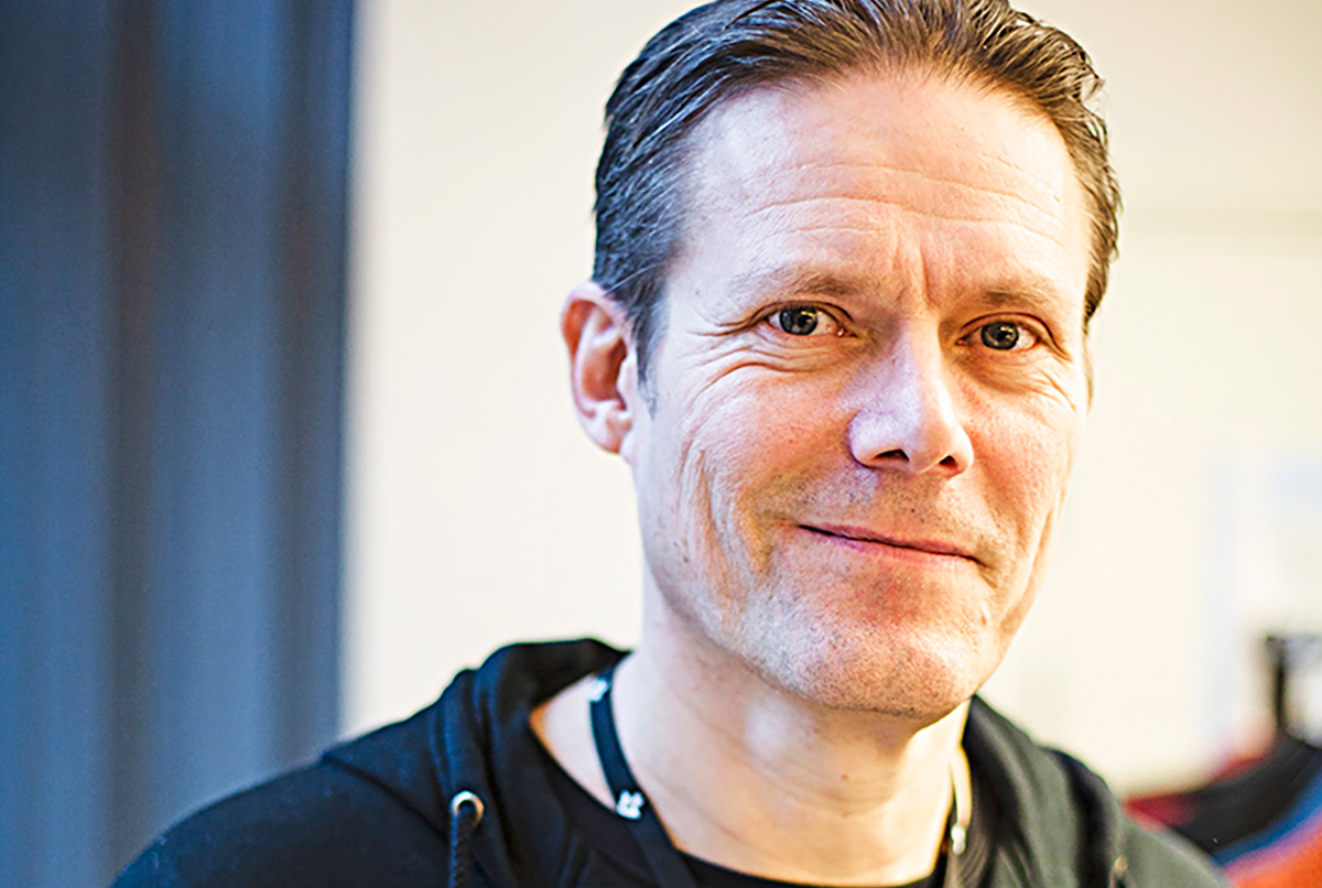 Björn Morén, 55, har jobbat som systemutvecklare. Han tror att lokföraryrket passar hans personlighet bättre. ”Jag gillar att ta ansvar, men också att kunna släppa jobbet”.