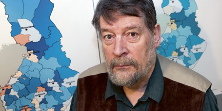 Erkki Niemi brukar överväga pensionering när han vaknar på morgnarna. »Men det slutar alltid med att jag går till jobbet«. FOTO: KJELL FREDRIKSSON