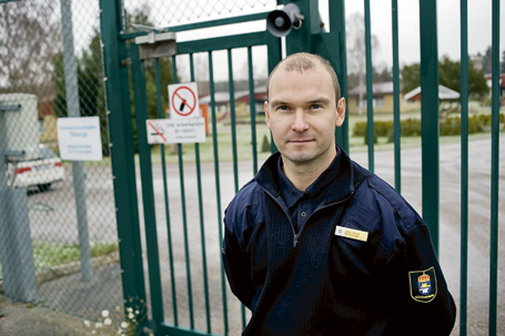 Johan Aldenius är kriminalvårdare på Tillbergaanstalten utanför Västerås.