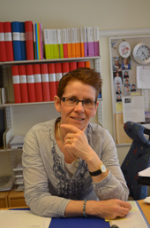 Yvonne Vinsa valde klockan.