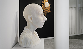 Hanna Belings skulptur Måns på Riksgälden i Stockholm. Foto: Natasja Jovic.