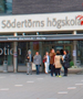 Södertörns högskolas entré. Foto: Eleonor Björkman. 