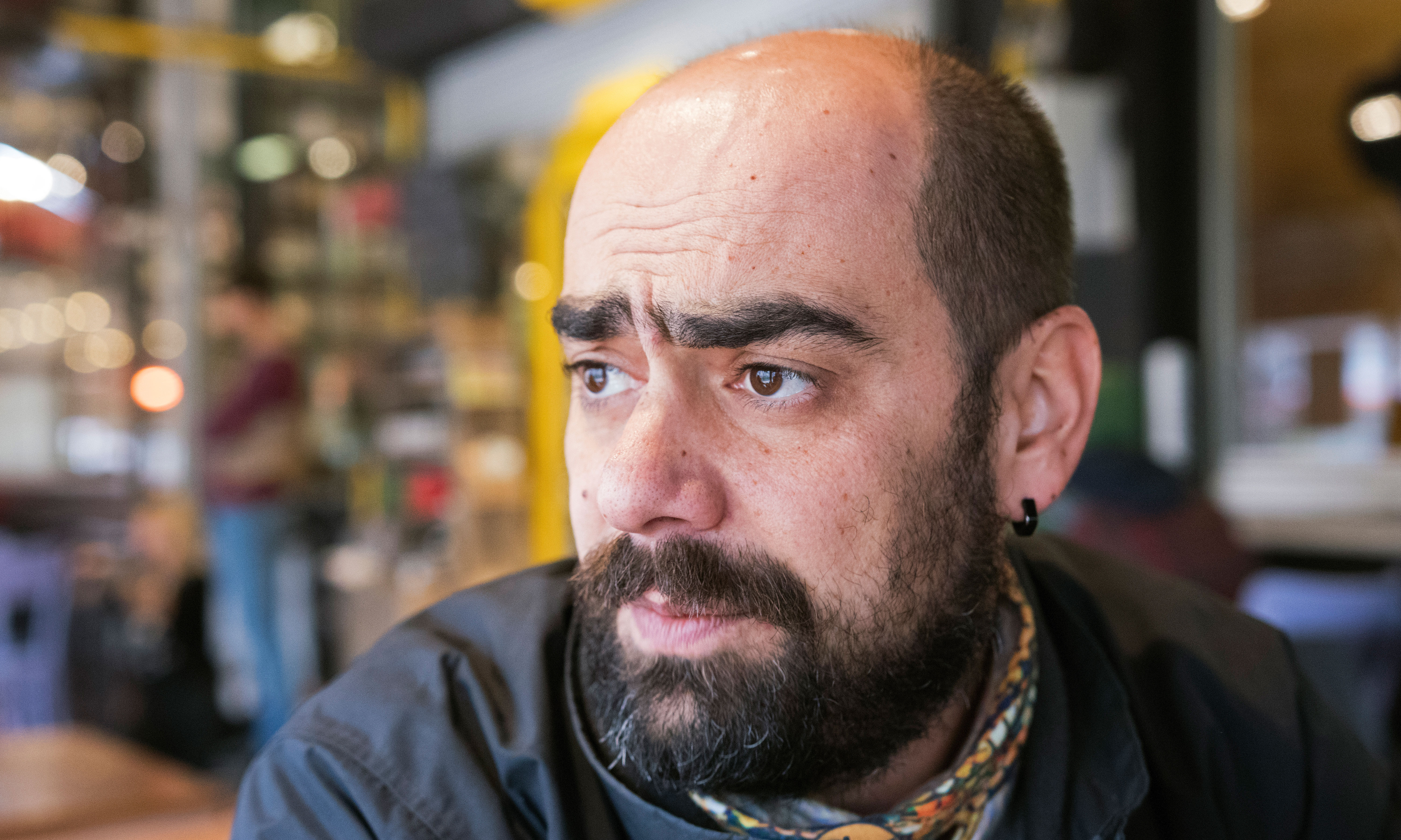 ”Vi följde våra samveten och protesterade mot ett blodigt krig”, säger Kasım Akbaş, som inte ångrar att han skrev på uppropet.