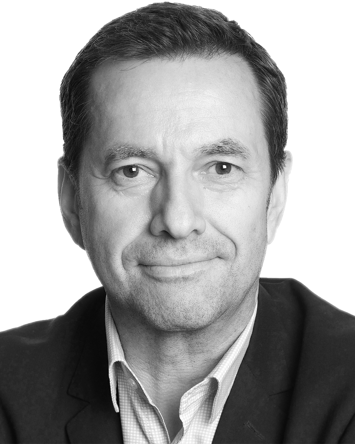 Torsten Håkansta. Slutade på E-hälsomyndigheten när den omlokaliserades 2017. Tillhör socialdepartementet och har jobbat med en utredning om life science. Har inte haft några arbetsuppgifter sedan det uppdraget avslutades i januari.
