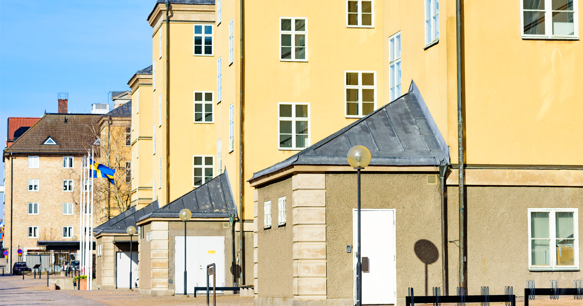 Boverket lämnar den gamla kasernbyggnaden Sparre i Karlskrona.