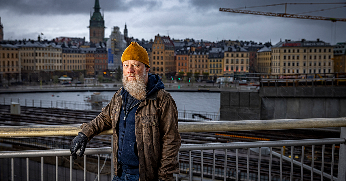 Janne Tinnert har jobbat som lokförare i drygt 22 år. Han har varit med om flera påkörningar, och tycker att det är stor skillnad att vara ensam vid en olycka.